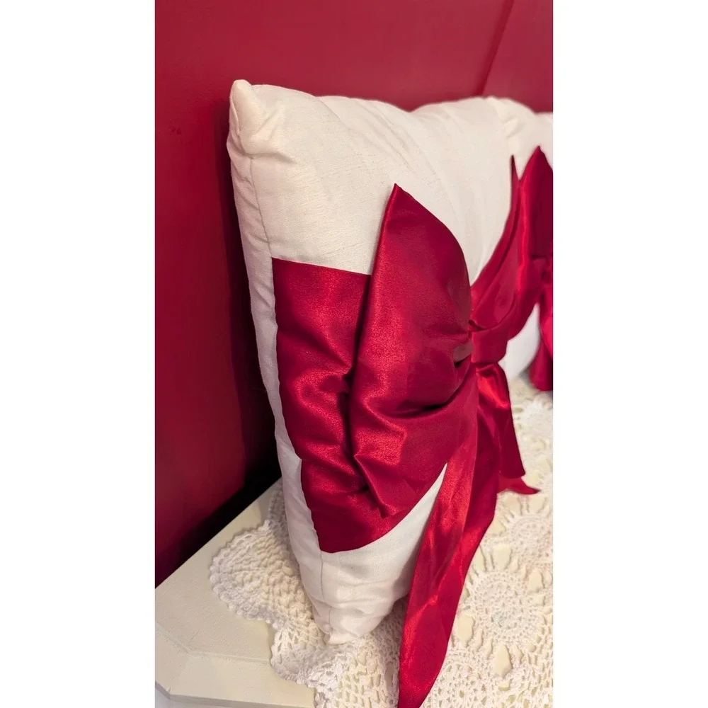 Set Of 2 Pier 1 Throw Pillows White With Red Bow Rhinestones 15
